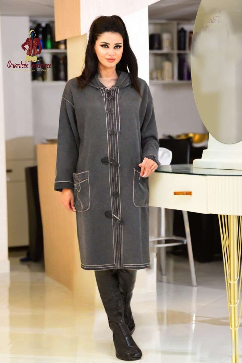 Women's coat with Berber inspiration, 2025 collection